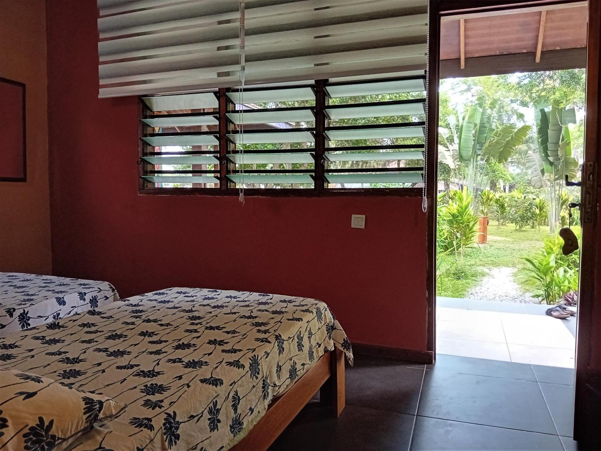 Ko-Sa Beach Resort Ltd Ampeni Exterior foto