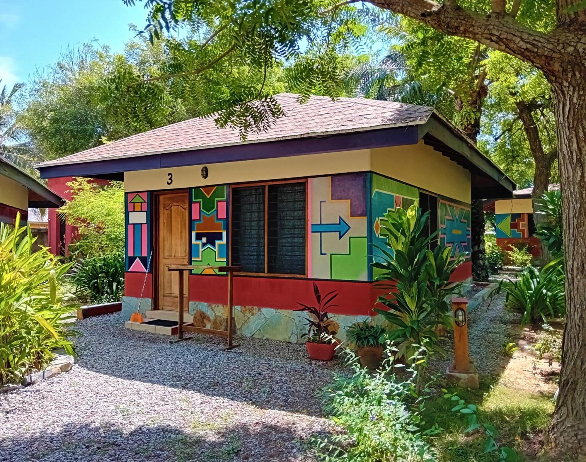 Ko-Sa Beach Resort Ltd Ampeni Exterior foto
